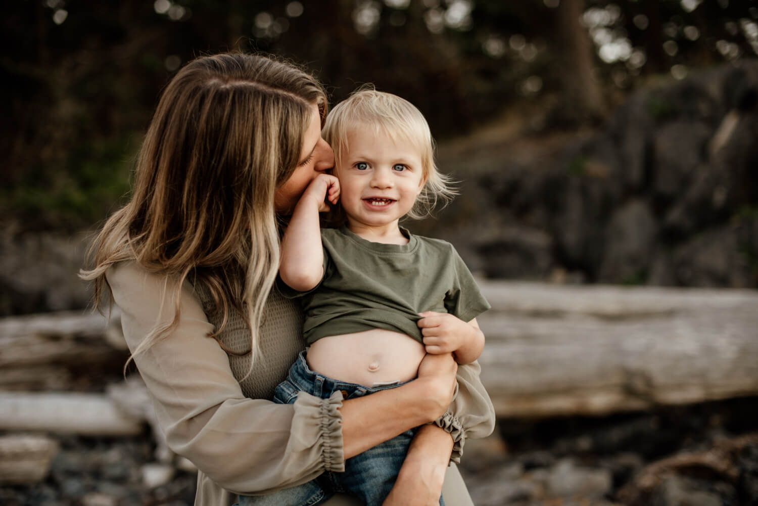 family lifestyle session portrait